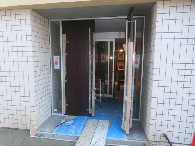 建物エントランス