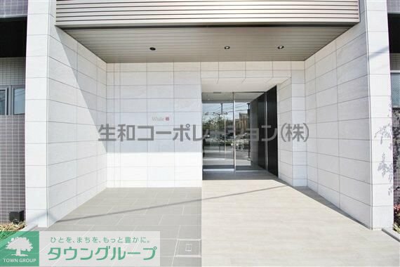 建物エントランス