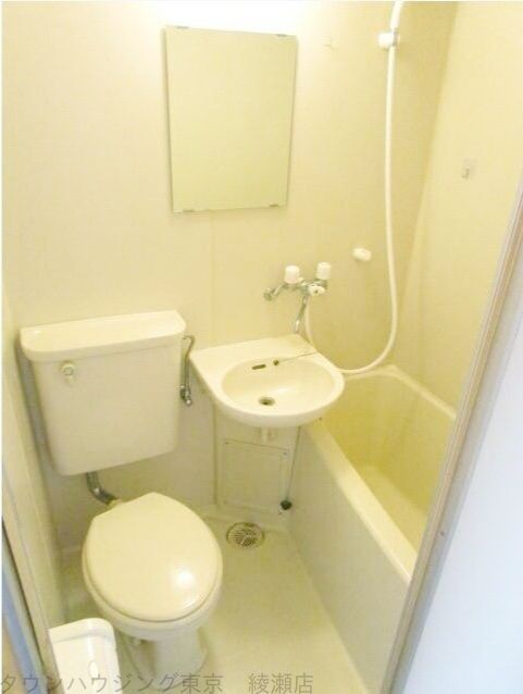 シャワールーム