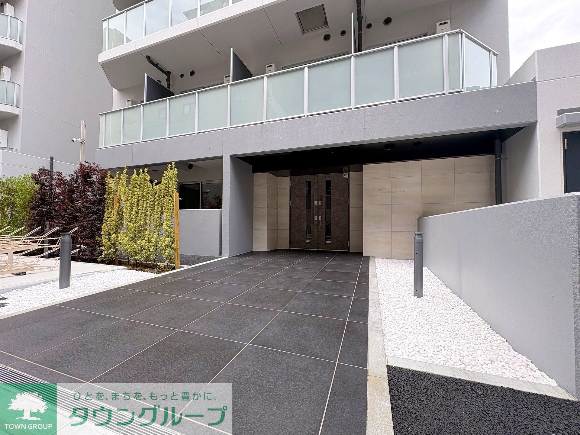 建物エントランス