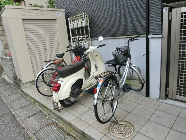 その他