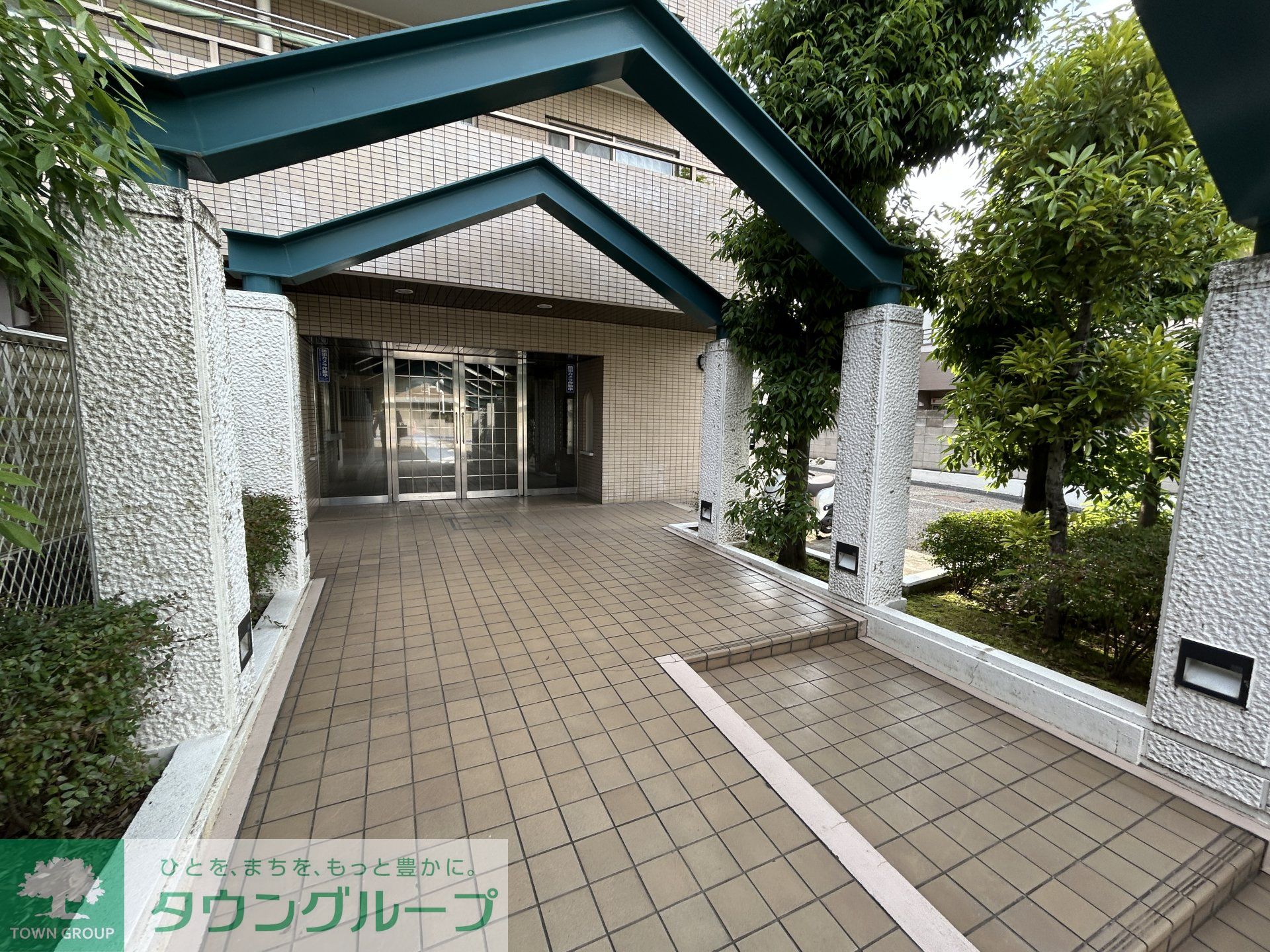 建物エントランス