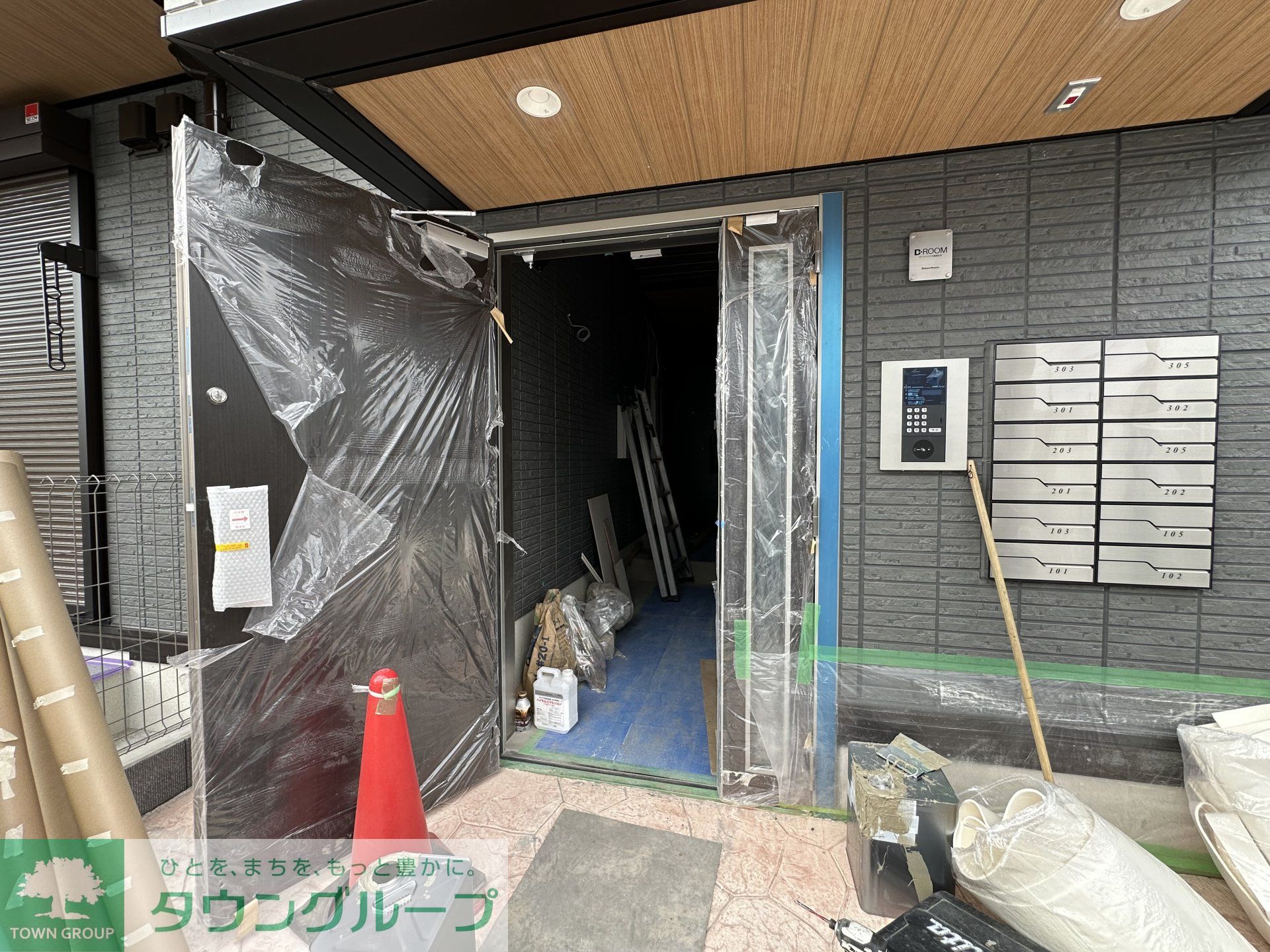 建物エントランス