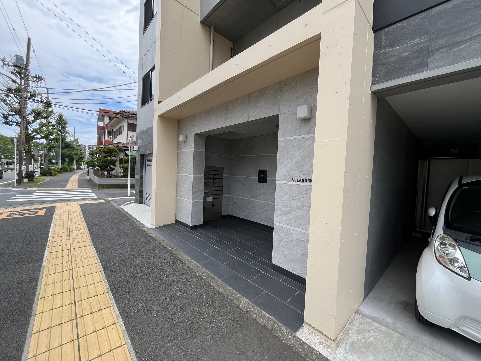 建物エントランス