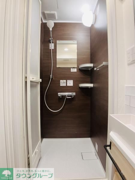 シャワールーム