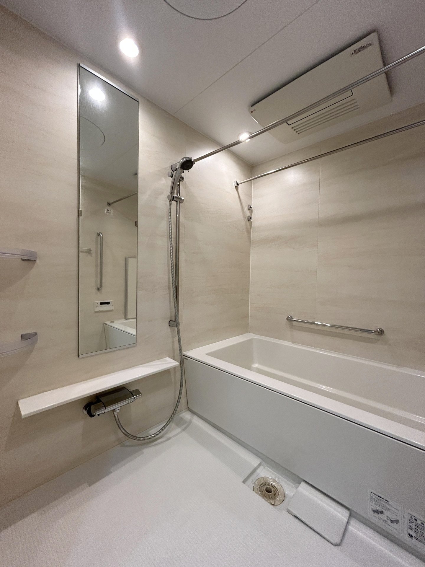 シャワールーム