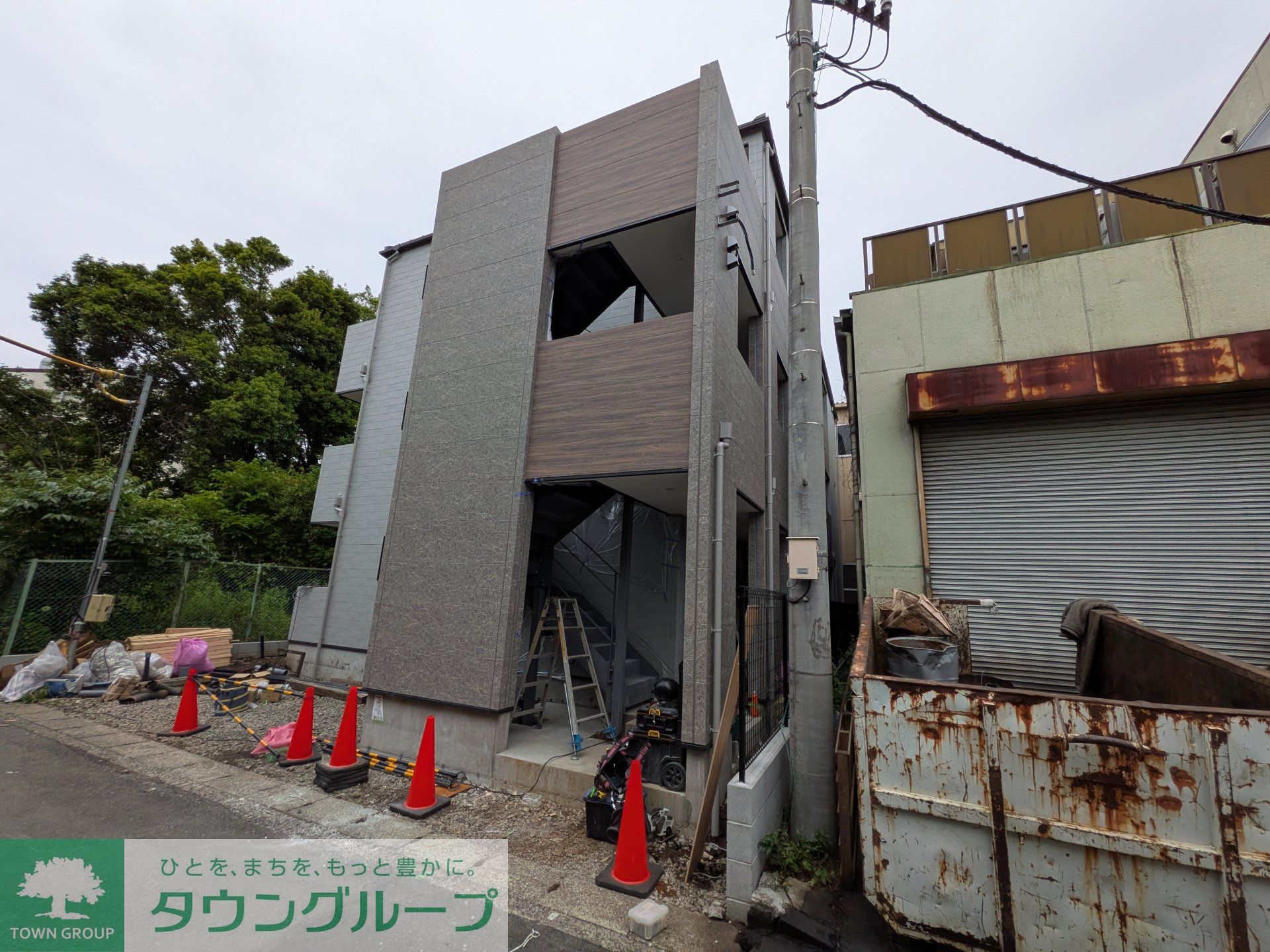 建物エントランス