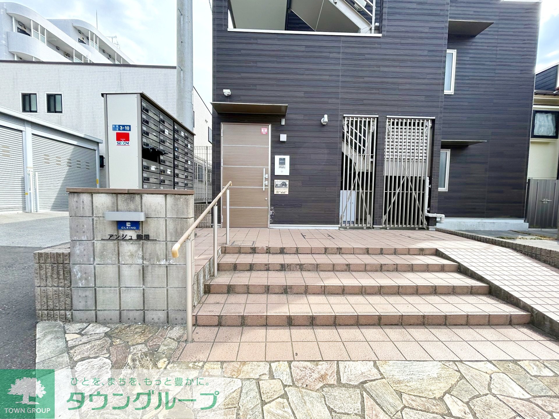 建物エントランス