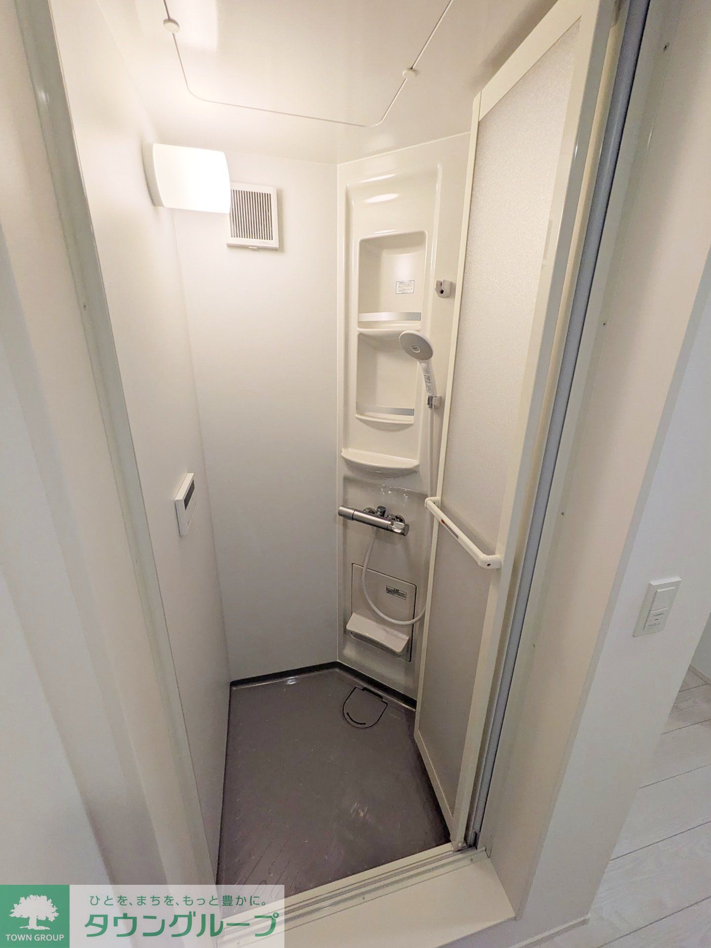 シャワールーム