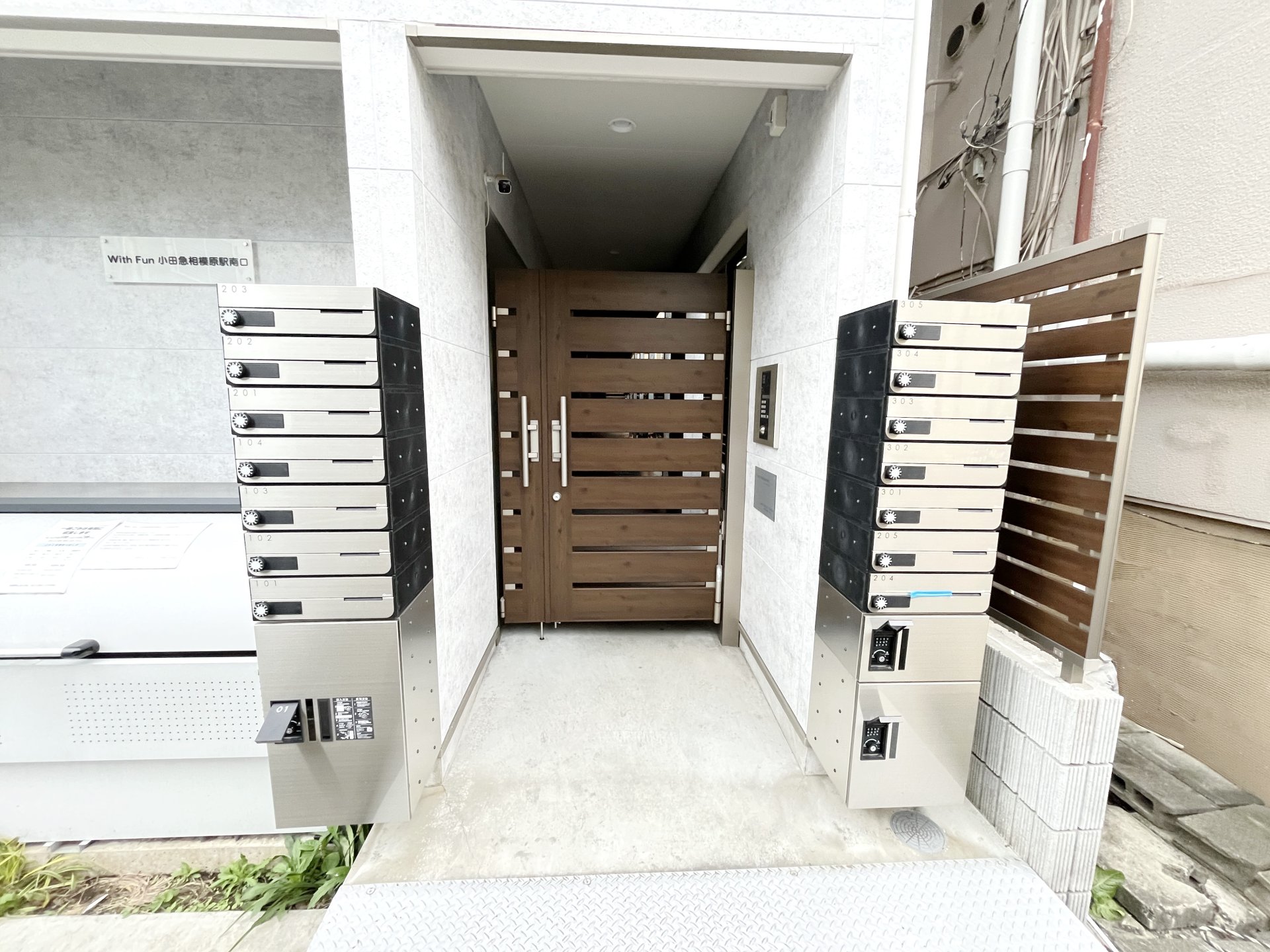 建物エントランス