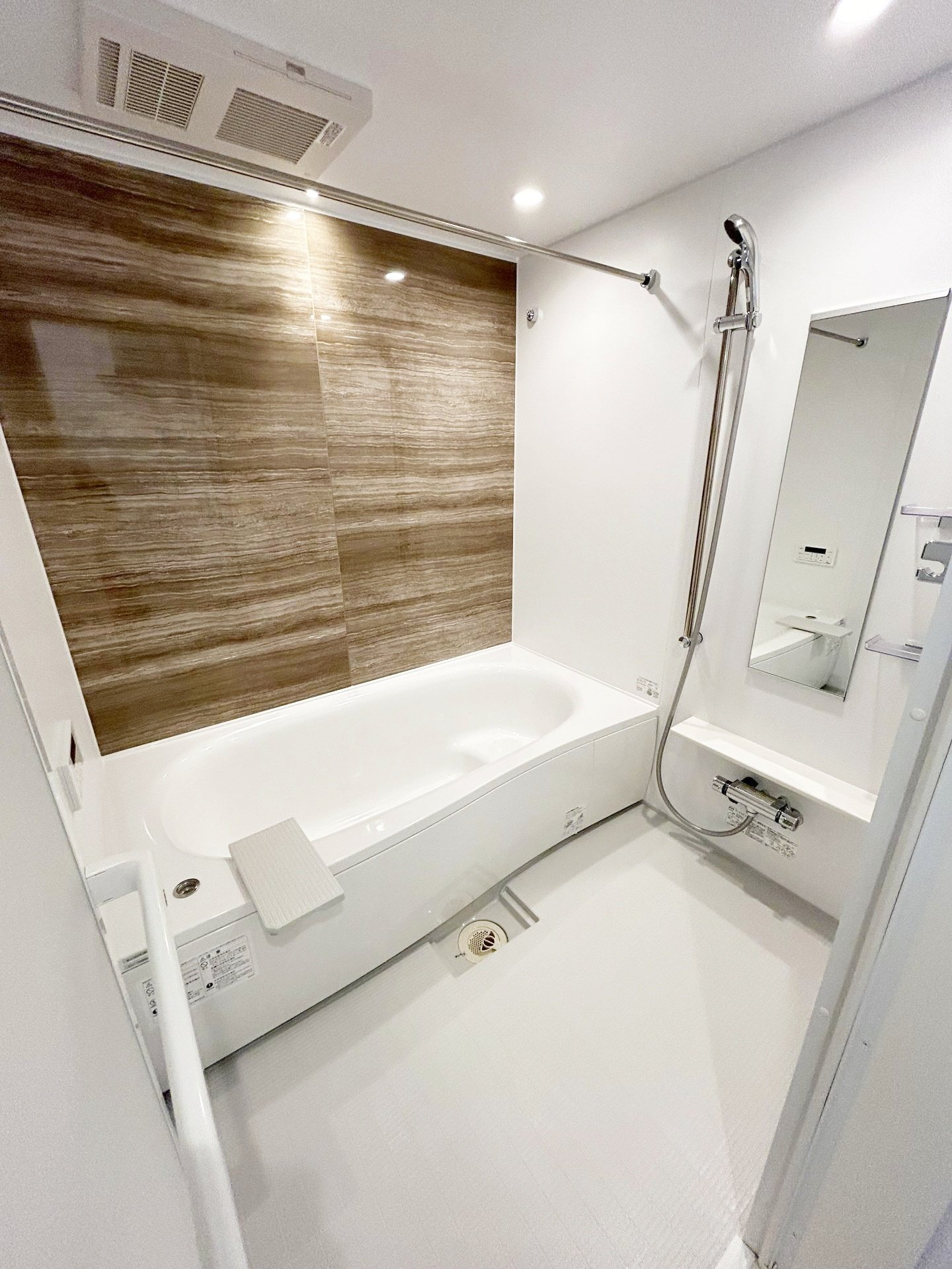 シャワールーム