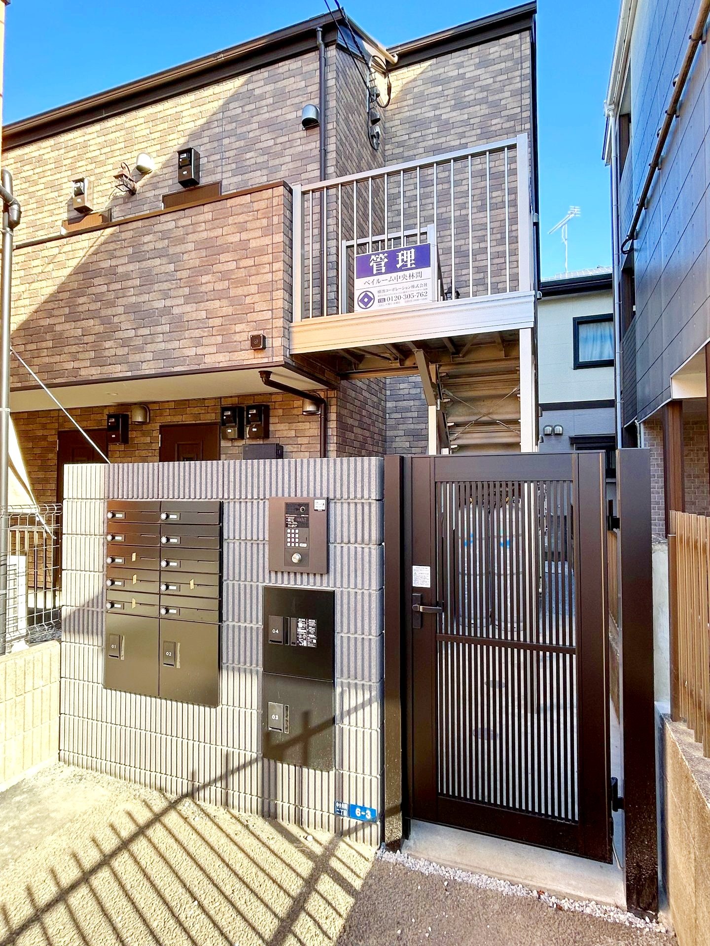 建物エントランス