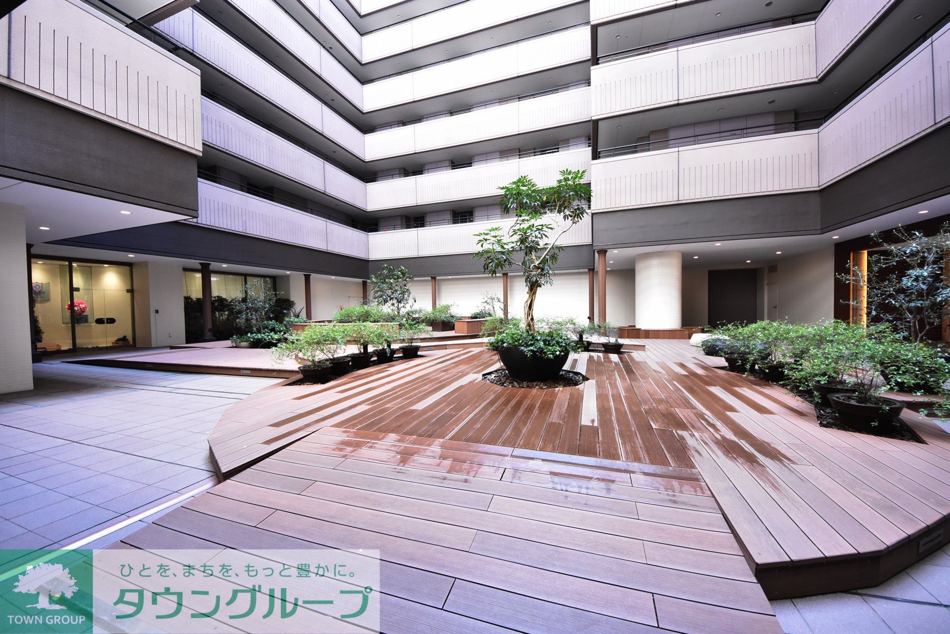 建物エントランス