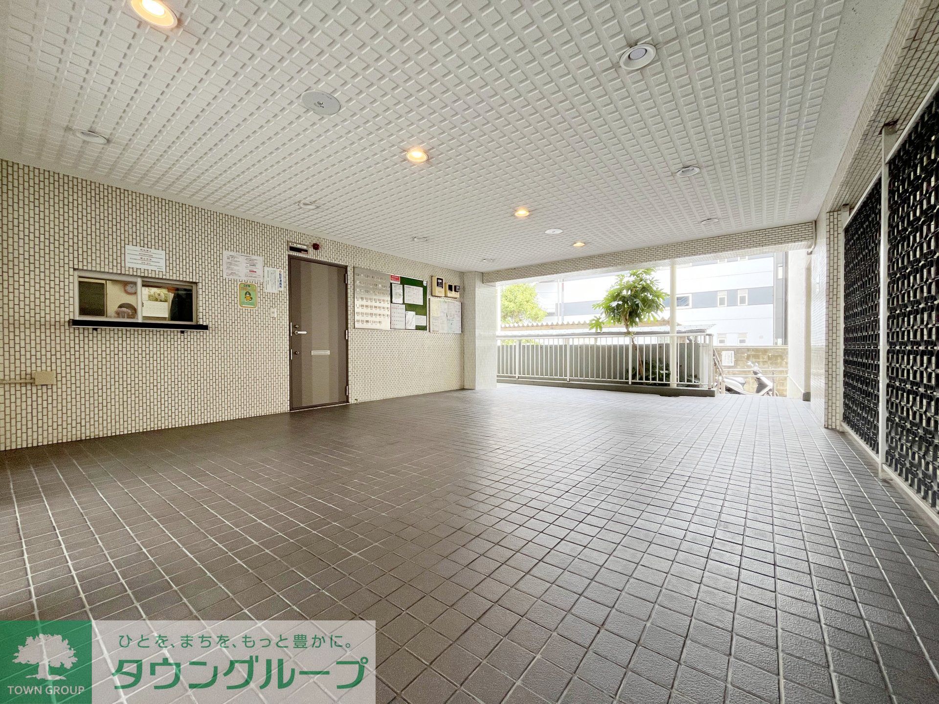 建物エントランス