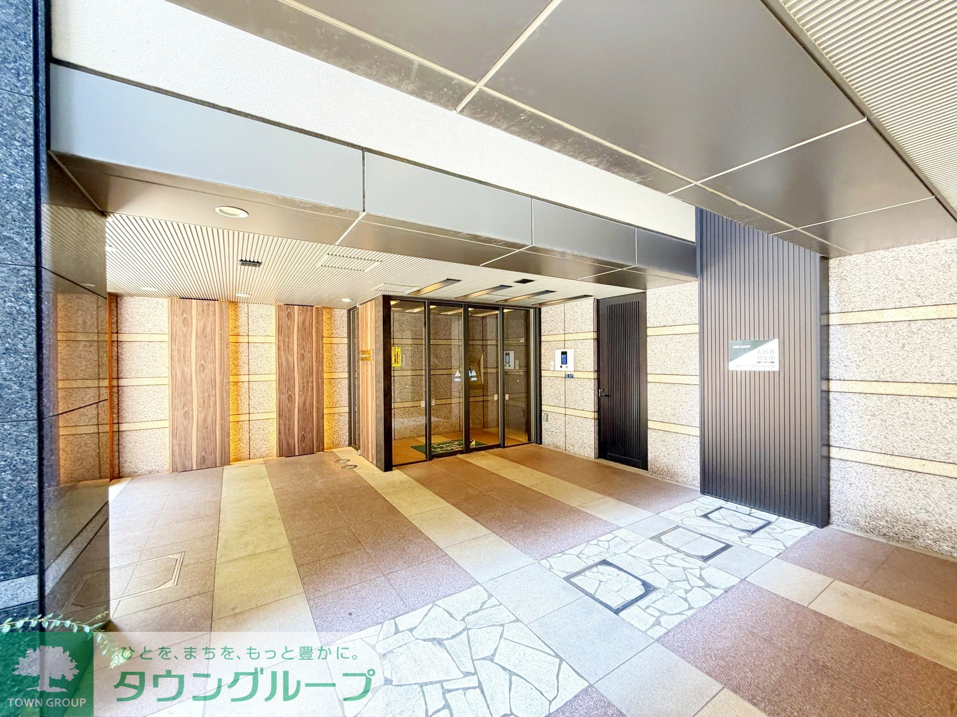 建物エントランス