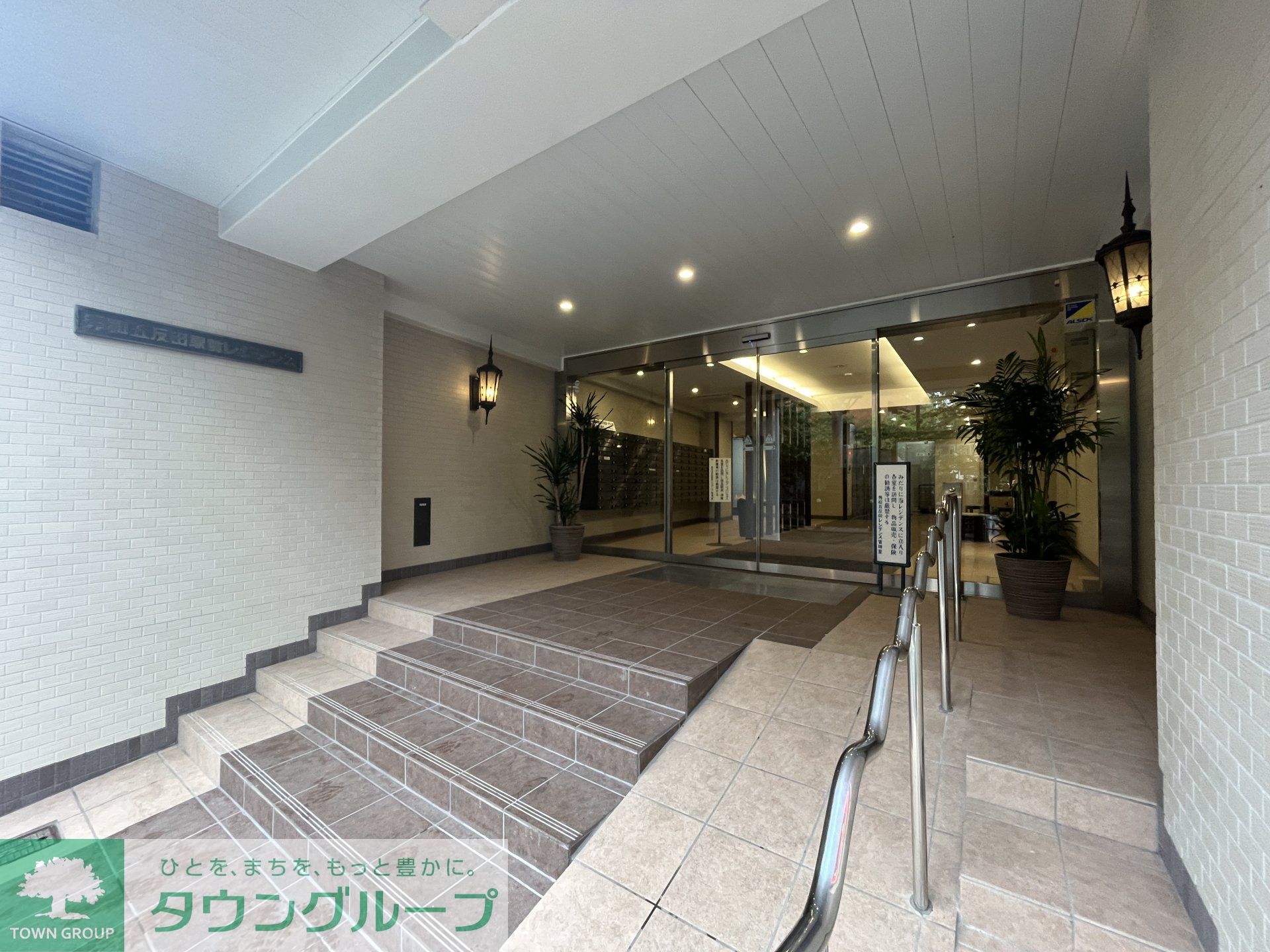 建物エントランス