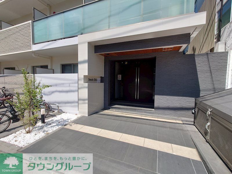 建物エントランス