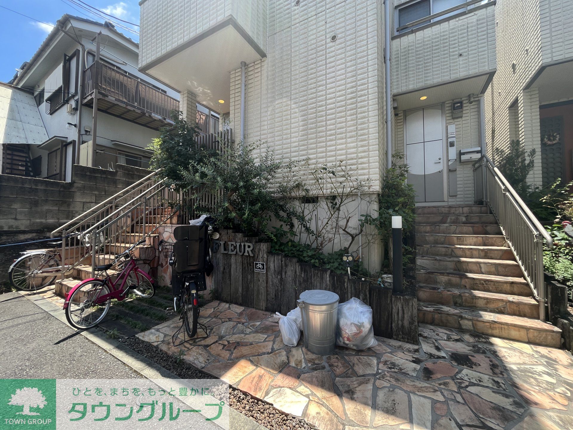 建物エントランス