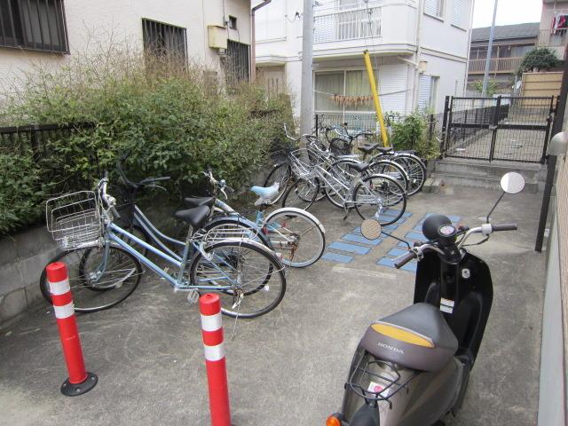 その他