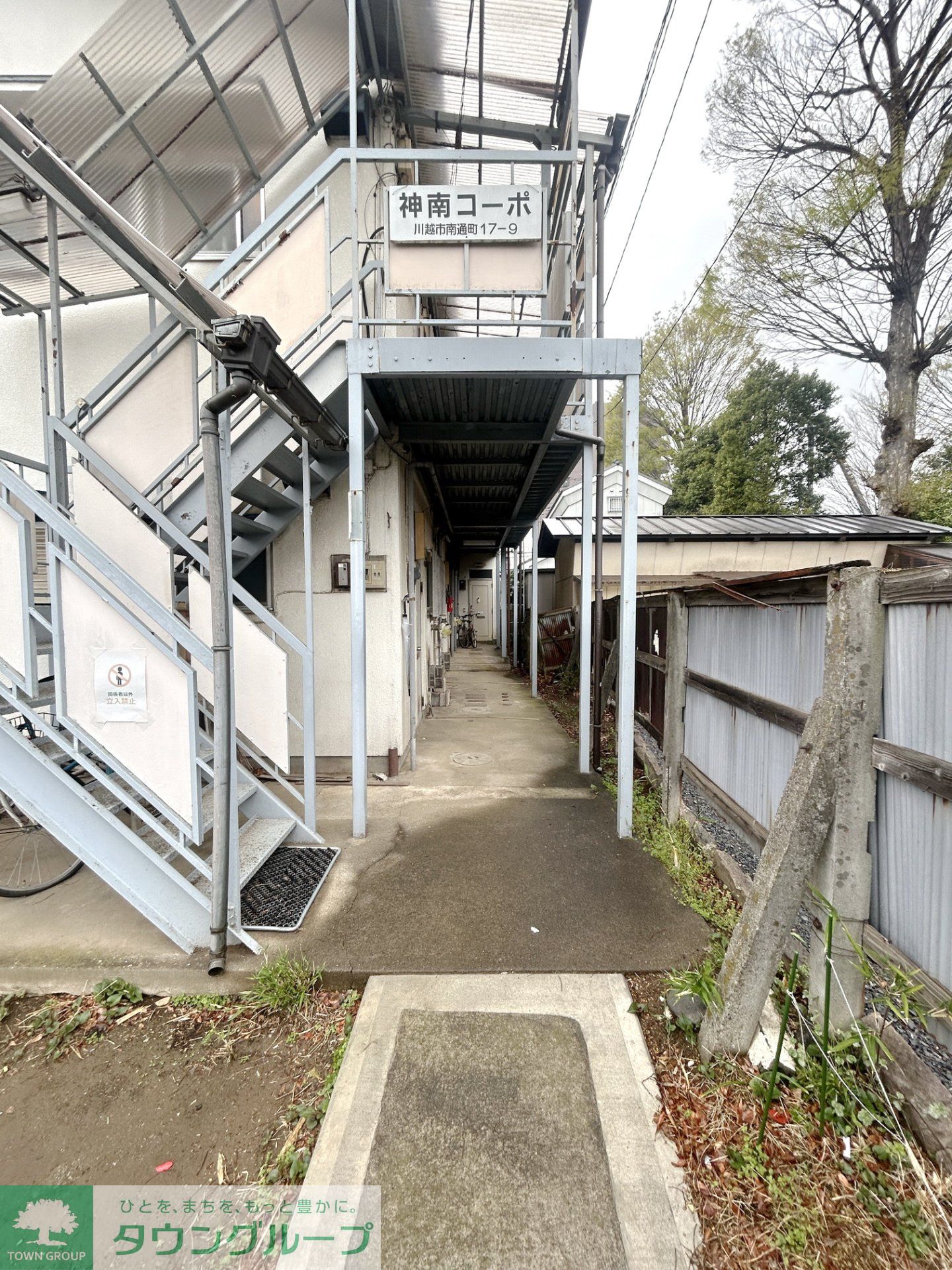 建物エントランス