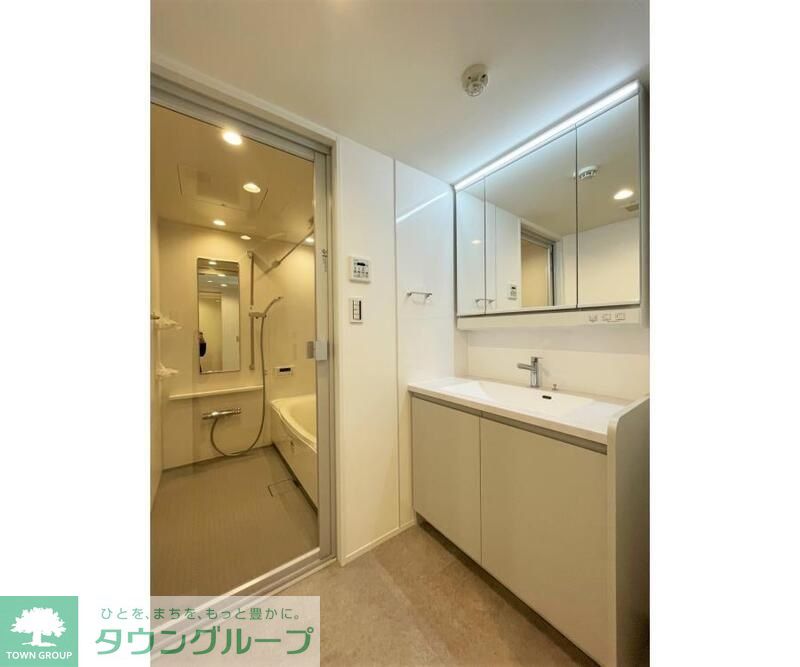 シャワールーム