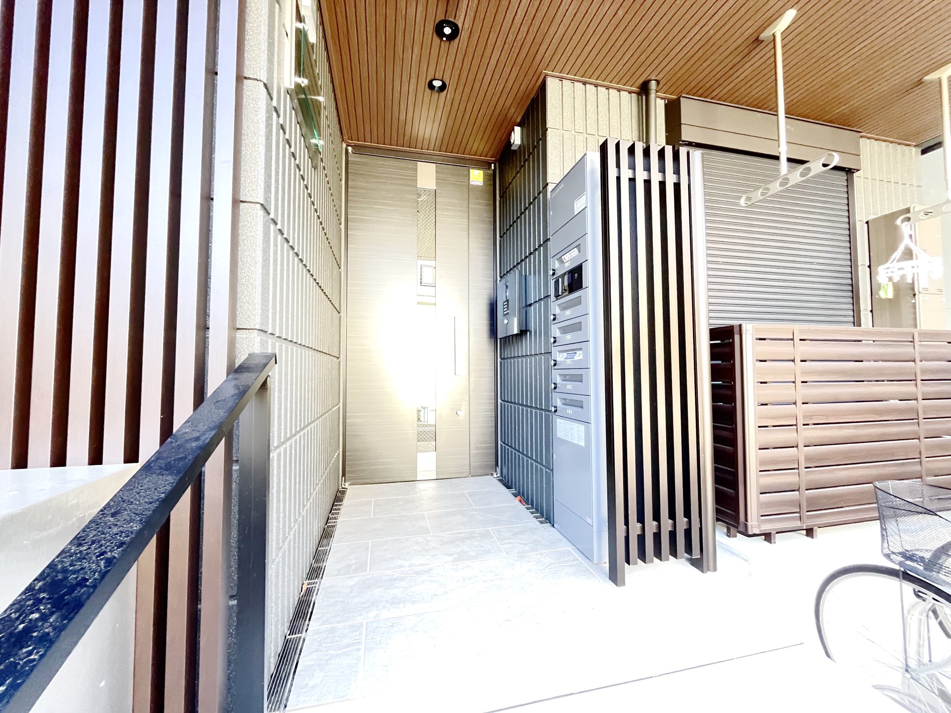 建物エントランス