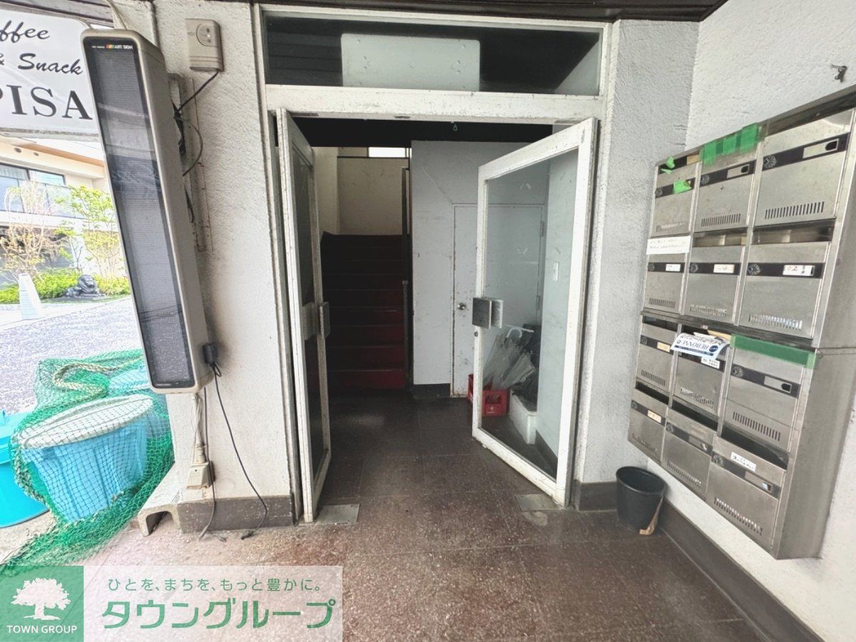 建物エントランス