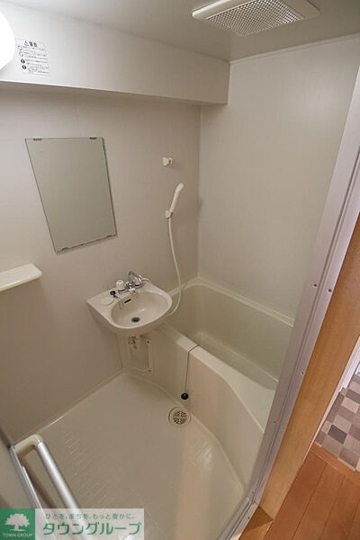 シャワールーム