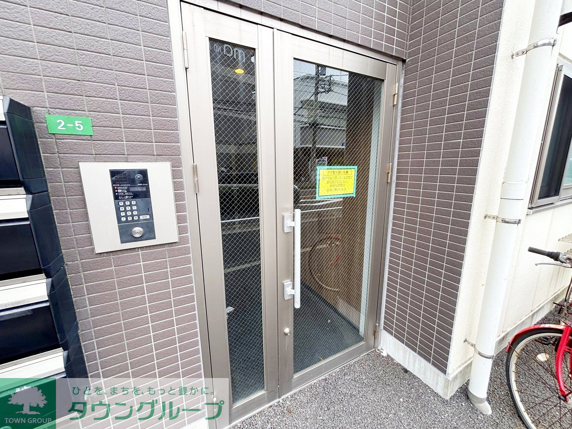 建物エントランス