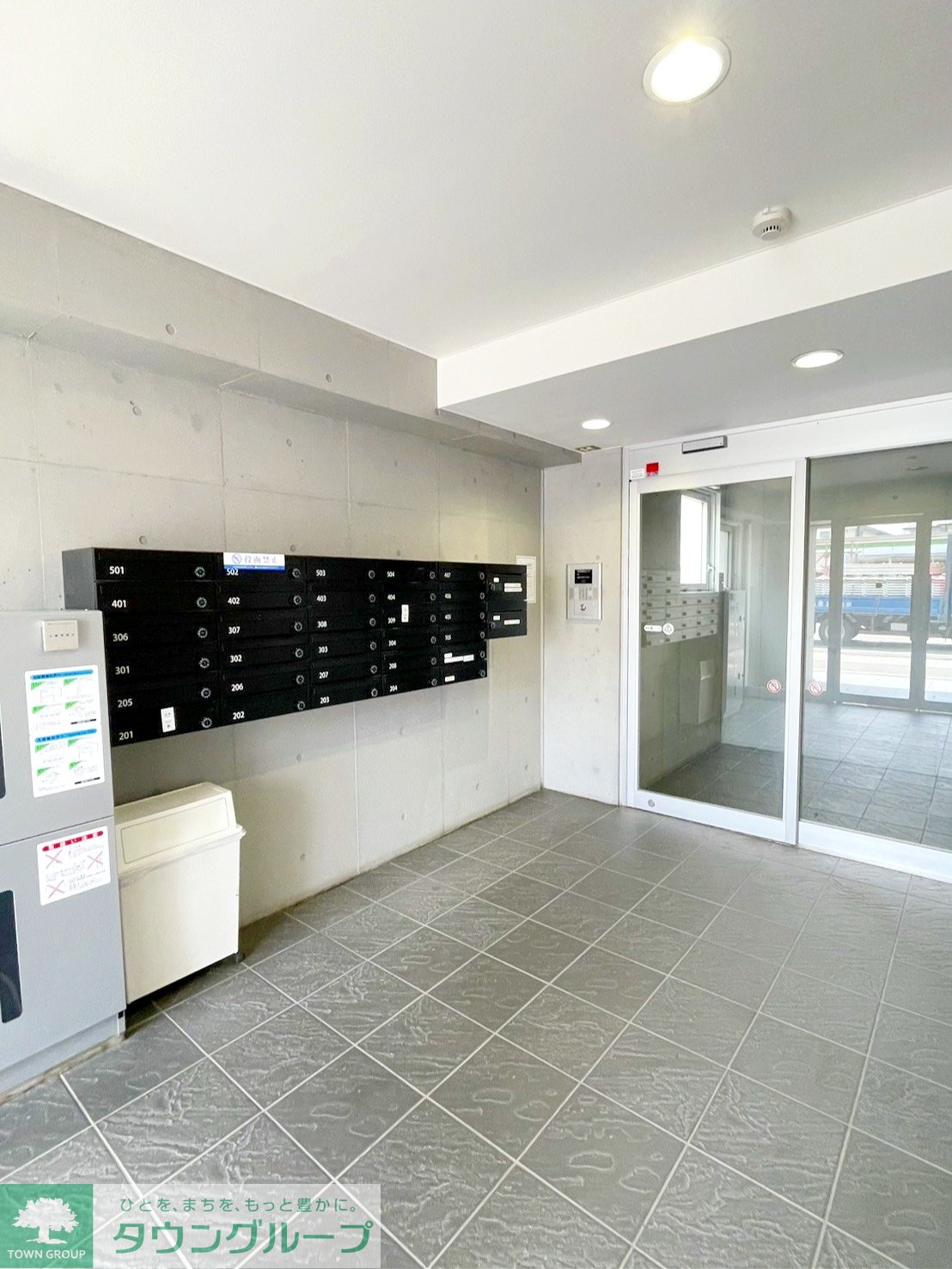 建物エントランス