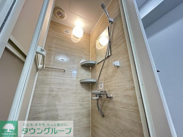 シャワールーム