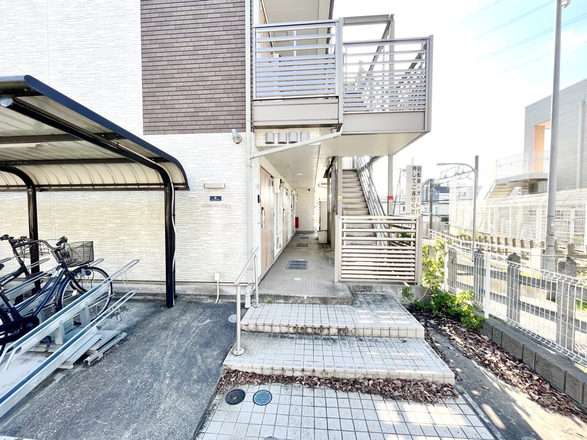 建物エントランス