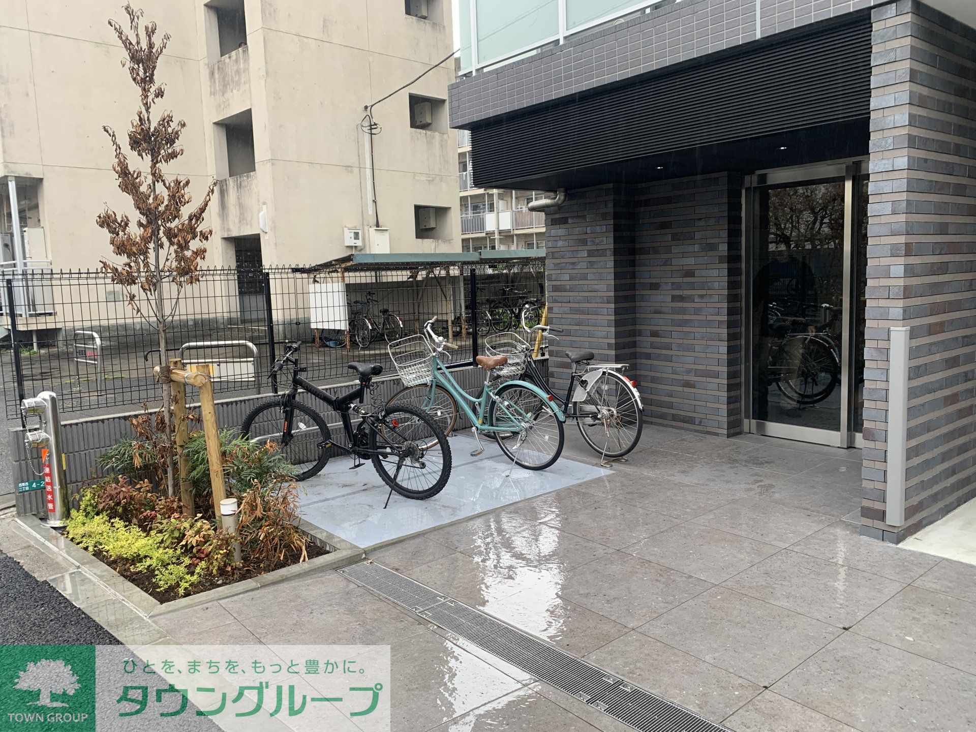 建物エントランス