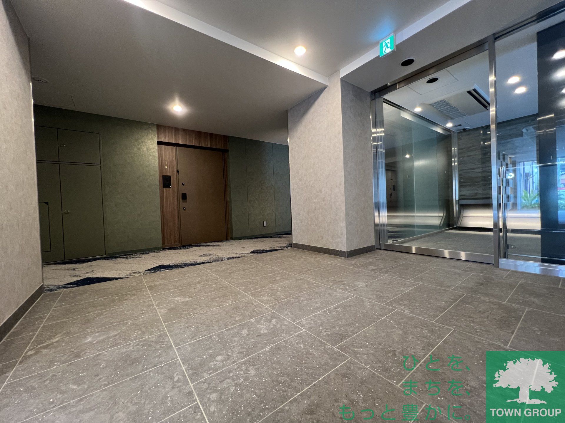 建物エントランス