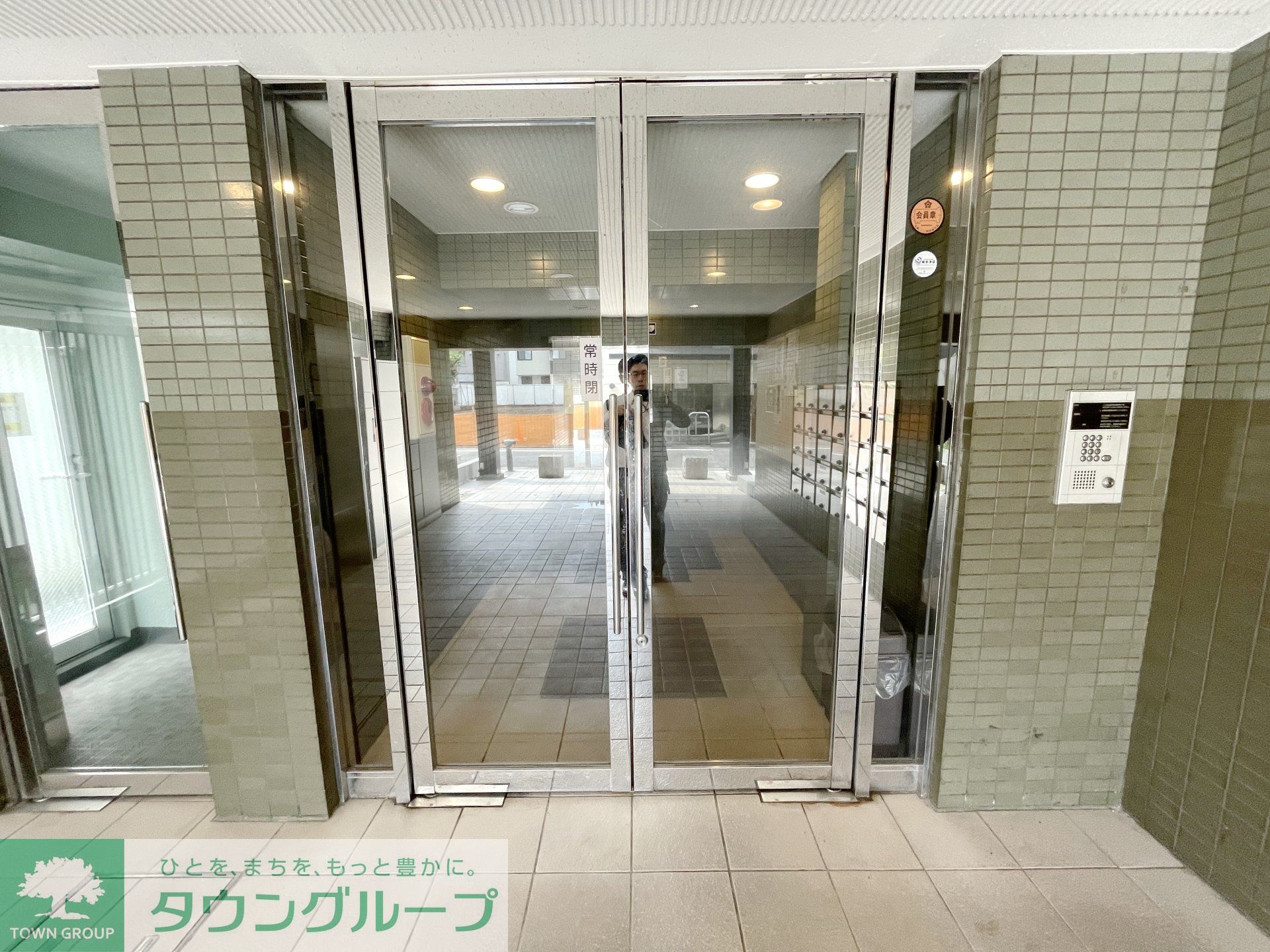 建物エントランス