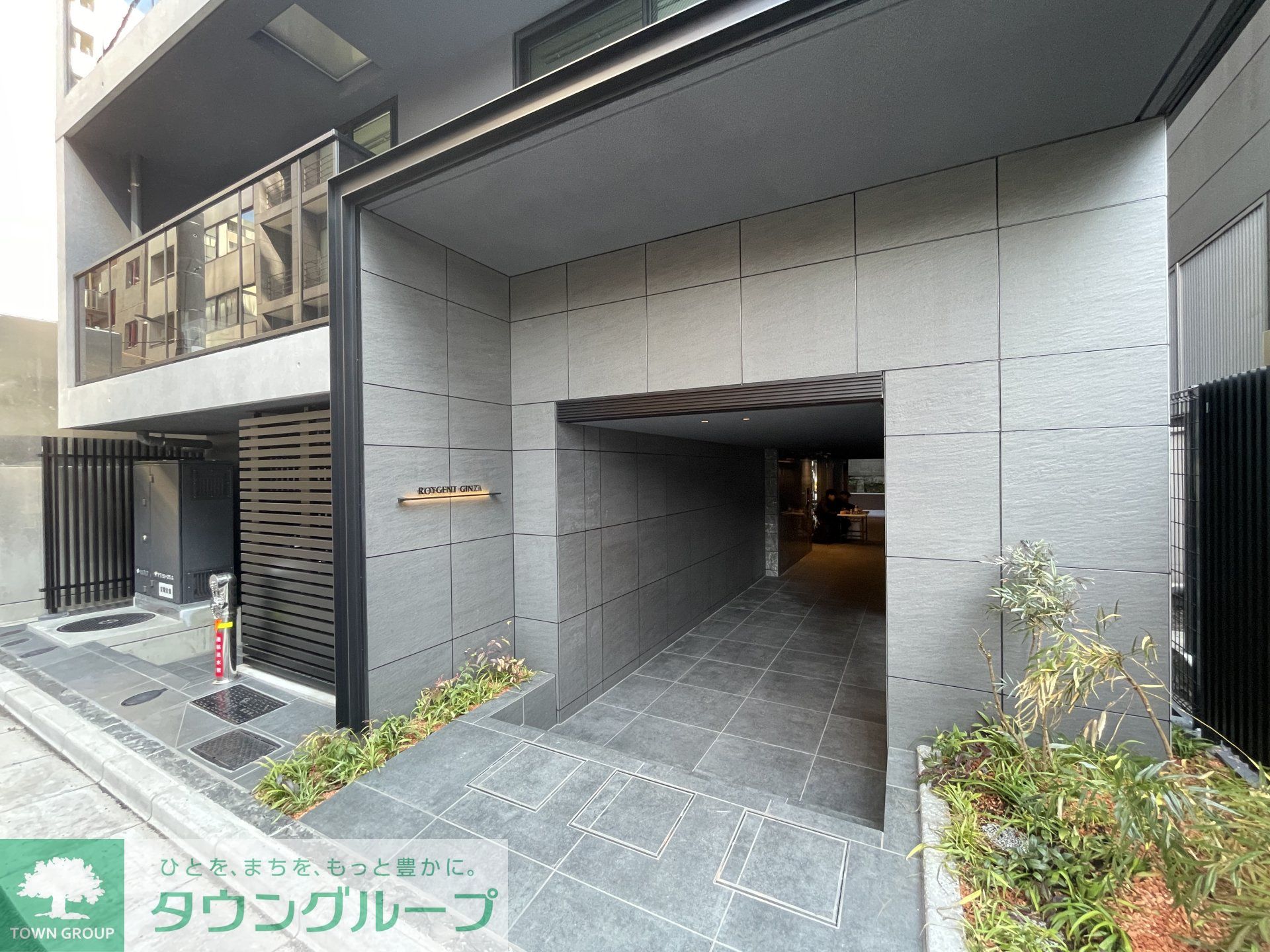 建物エントランス