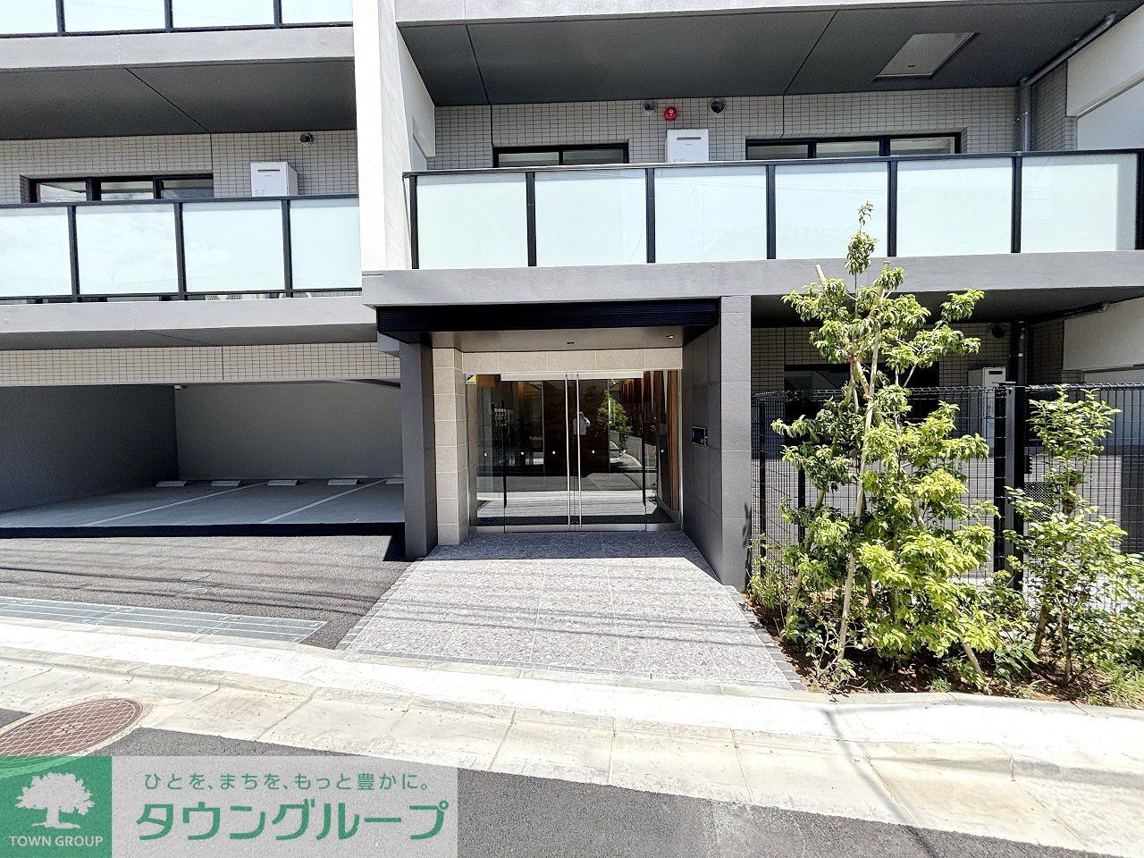 建物エントランス