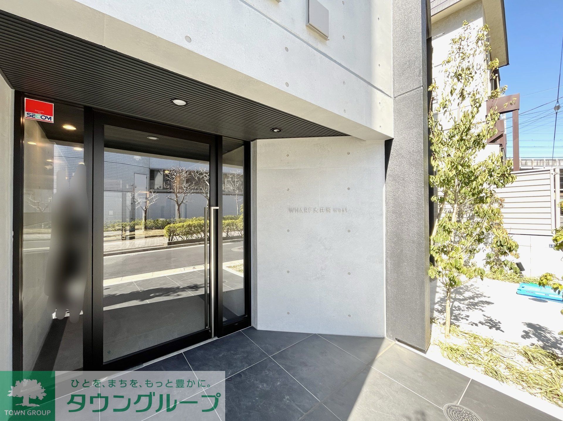 建物エントランス