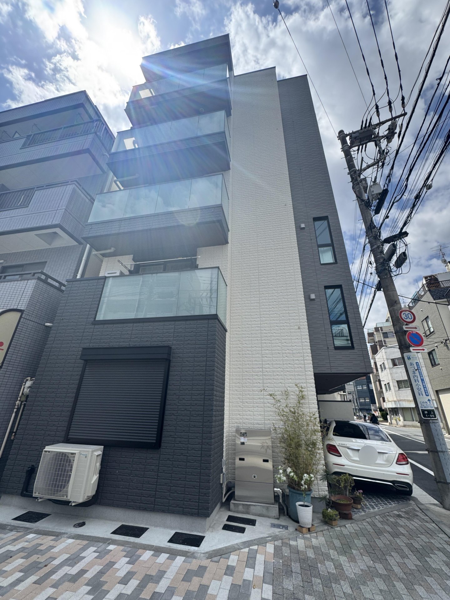 建物エントランス