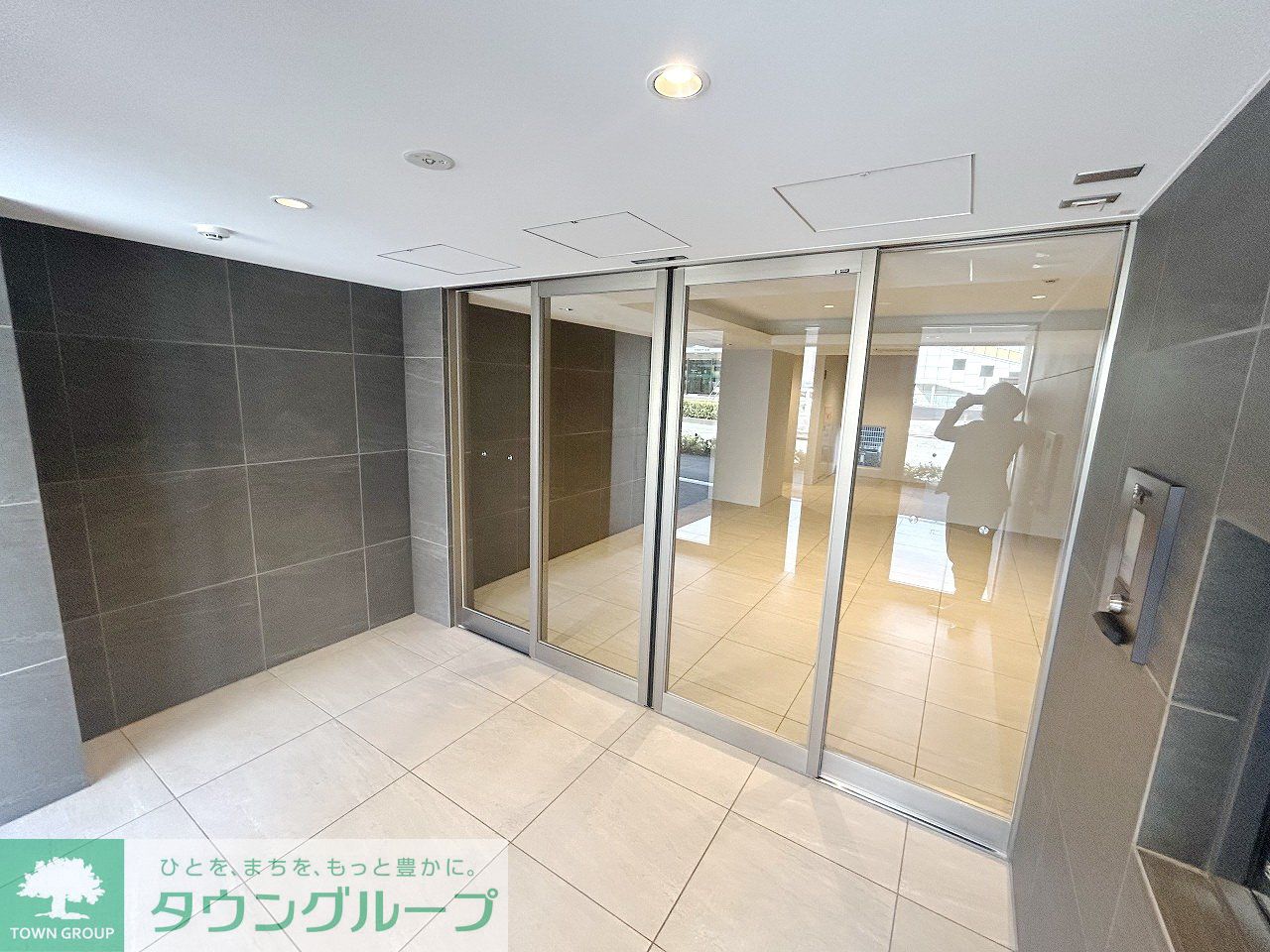 建物エントランス