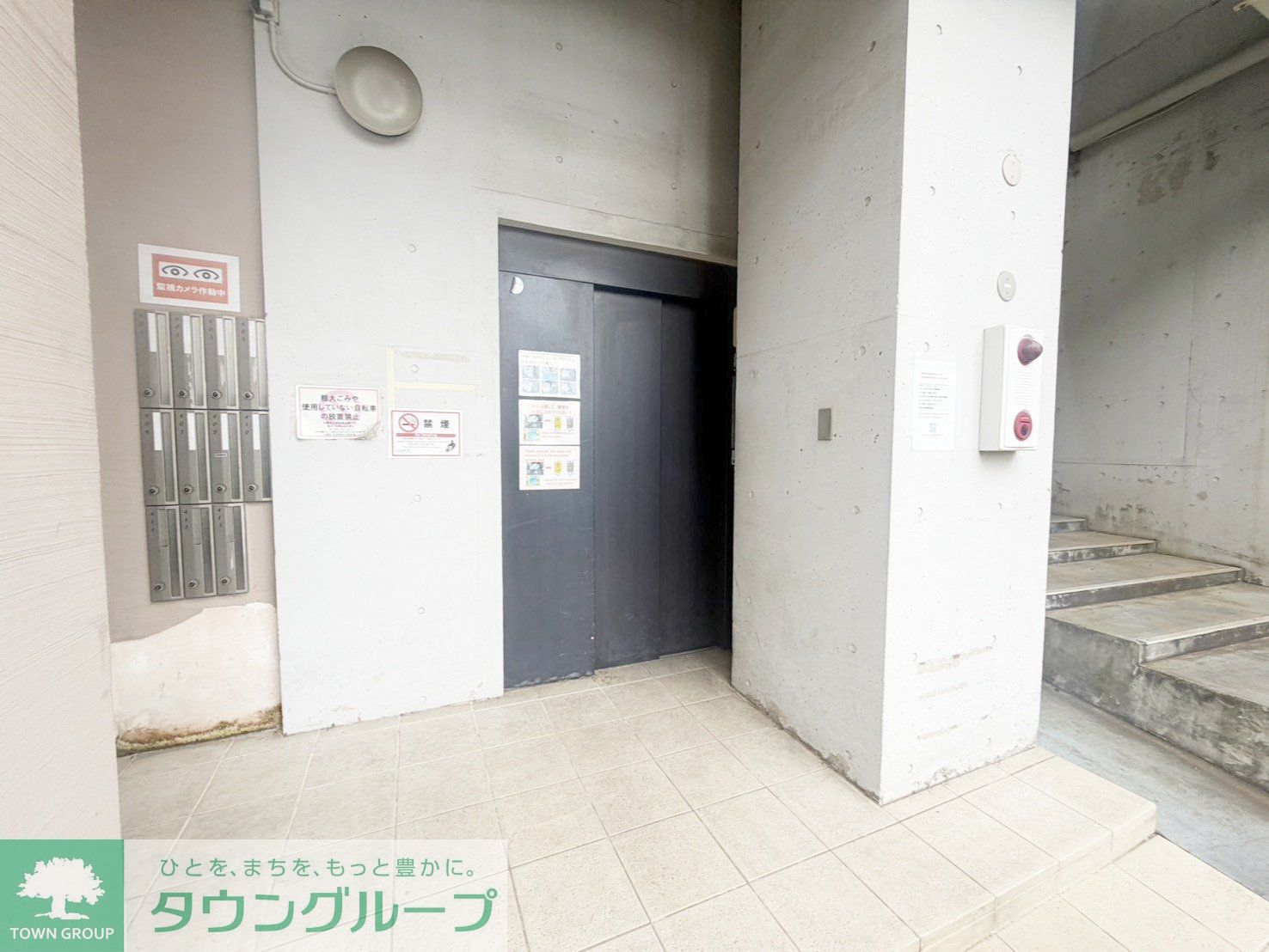 建物エントランス