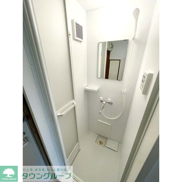 シャワールーム