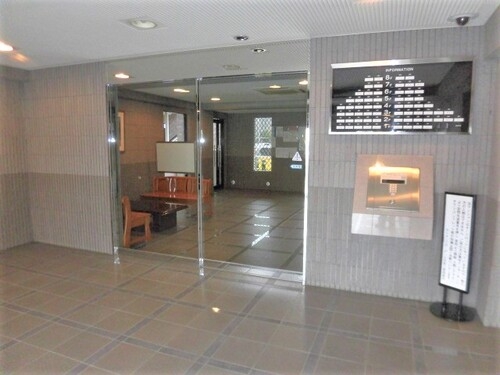 建物エントランス