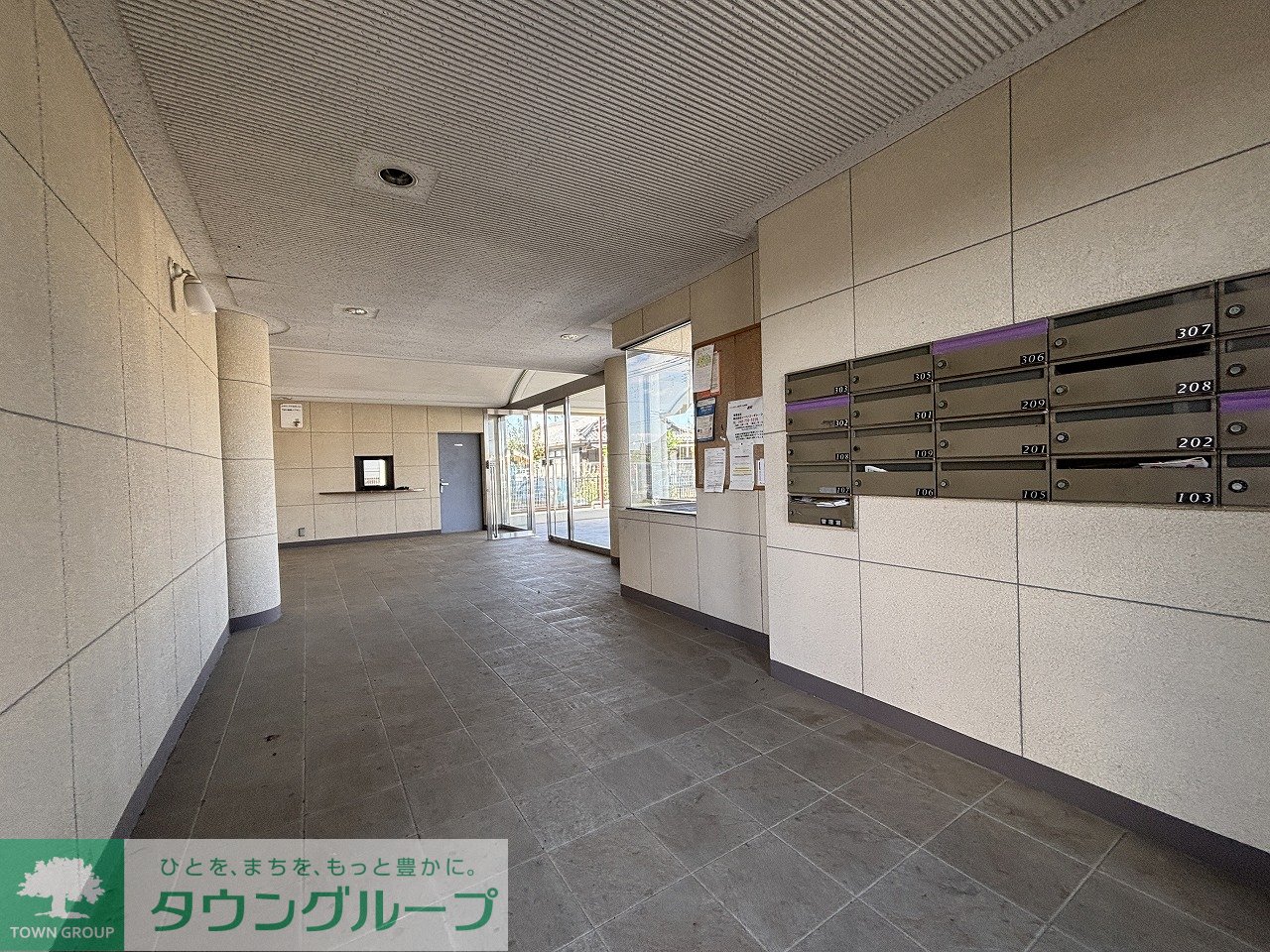 建物エントランス