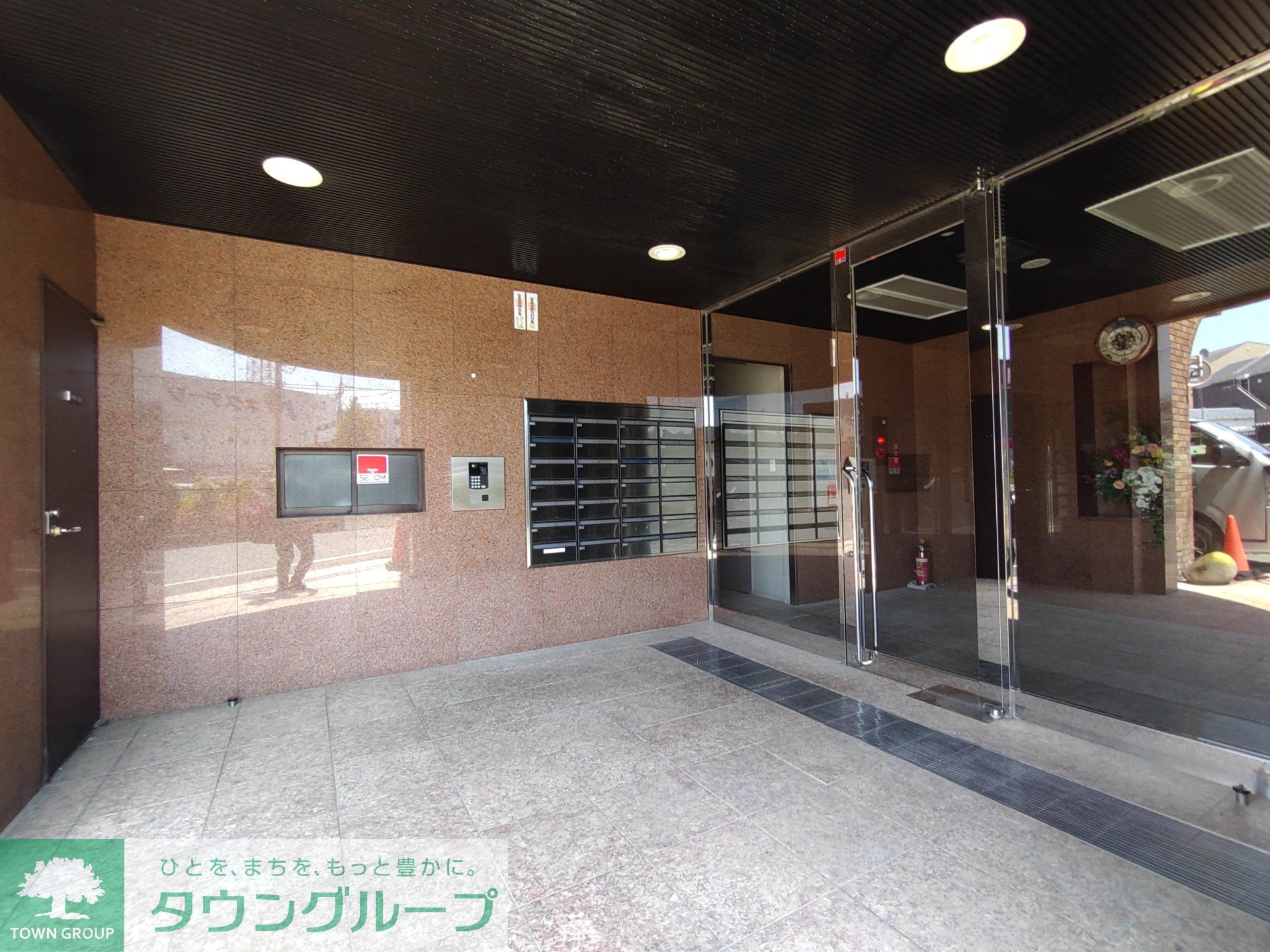 建物エントランス