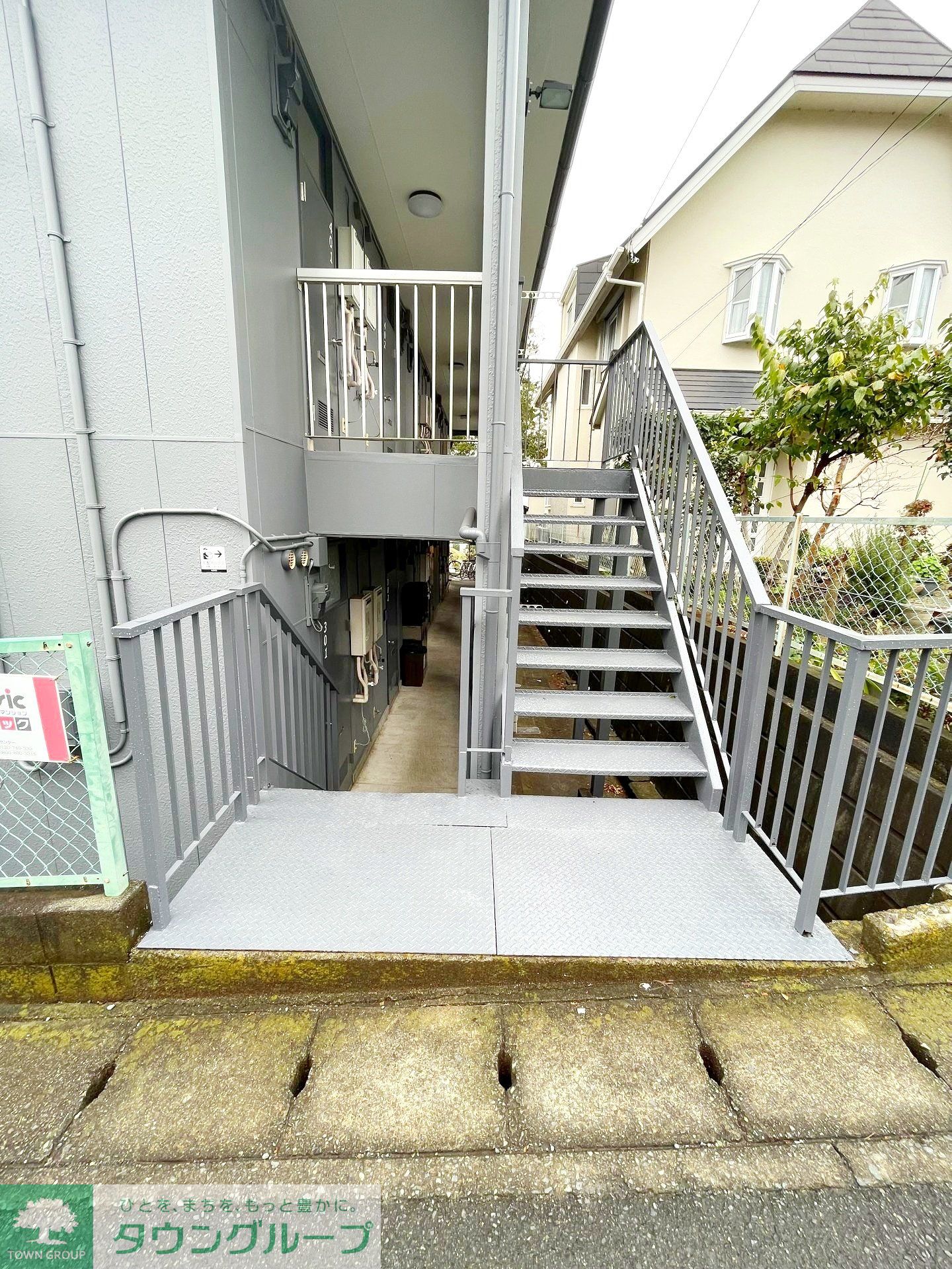 建物エントランス