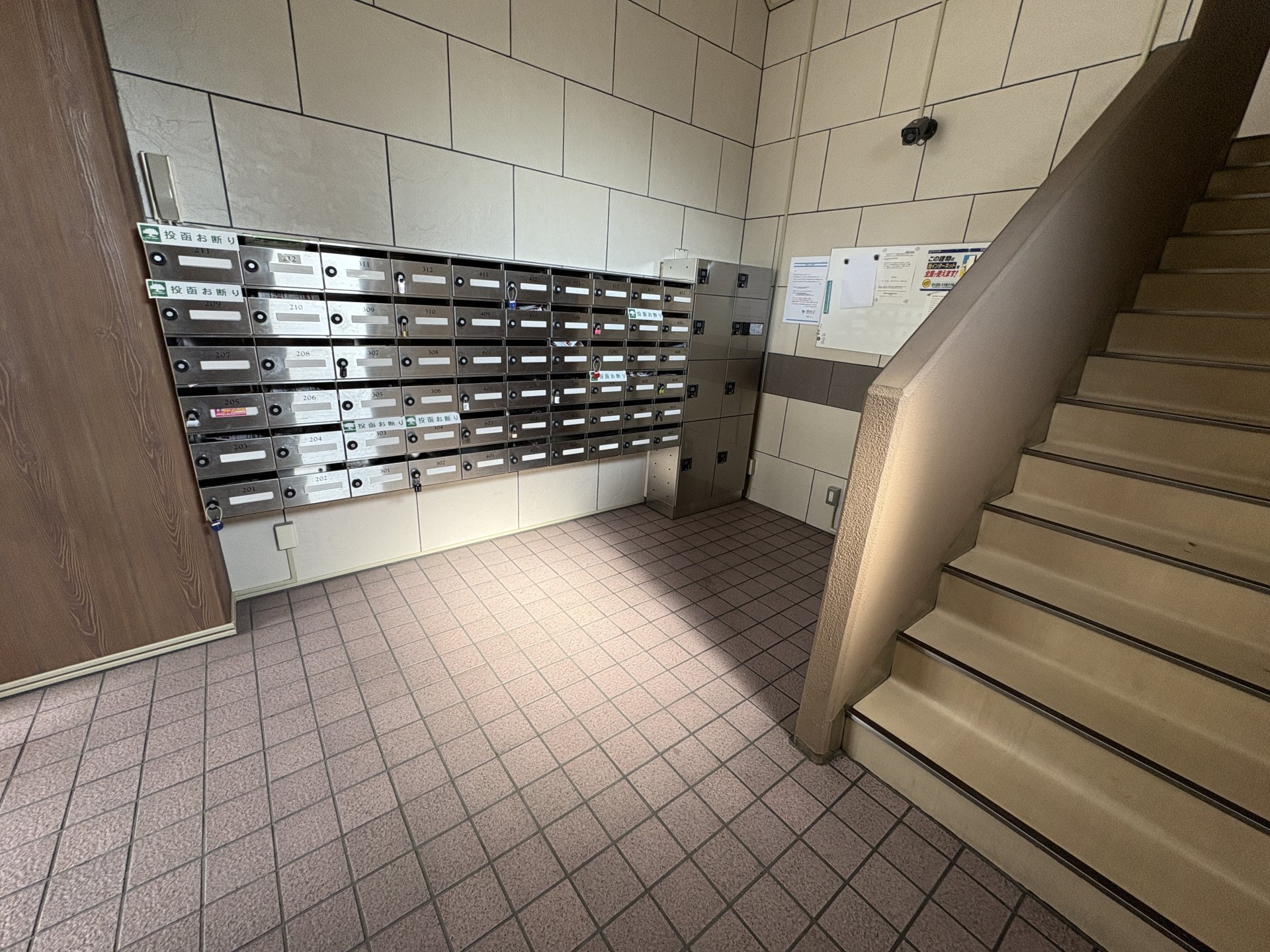 建物エントランス