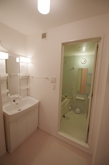 シャワールーム