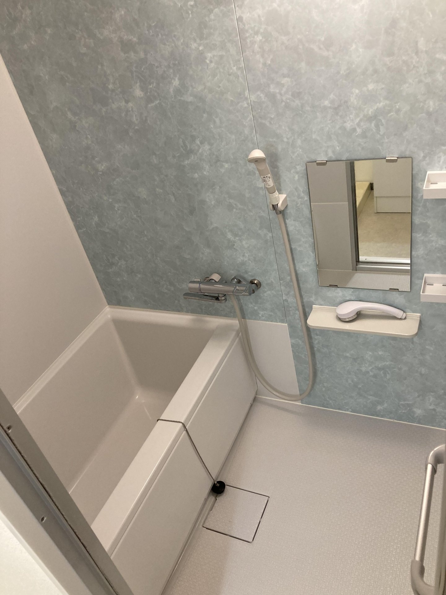 シャワールーム