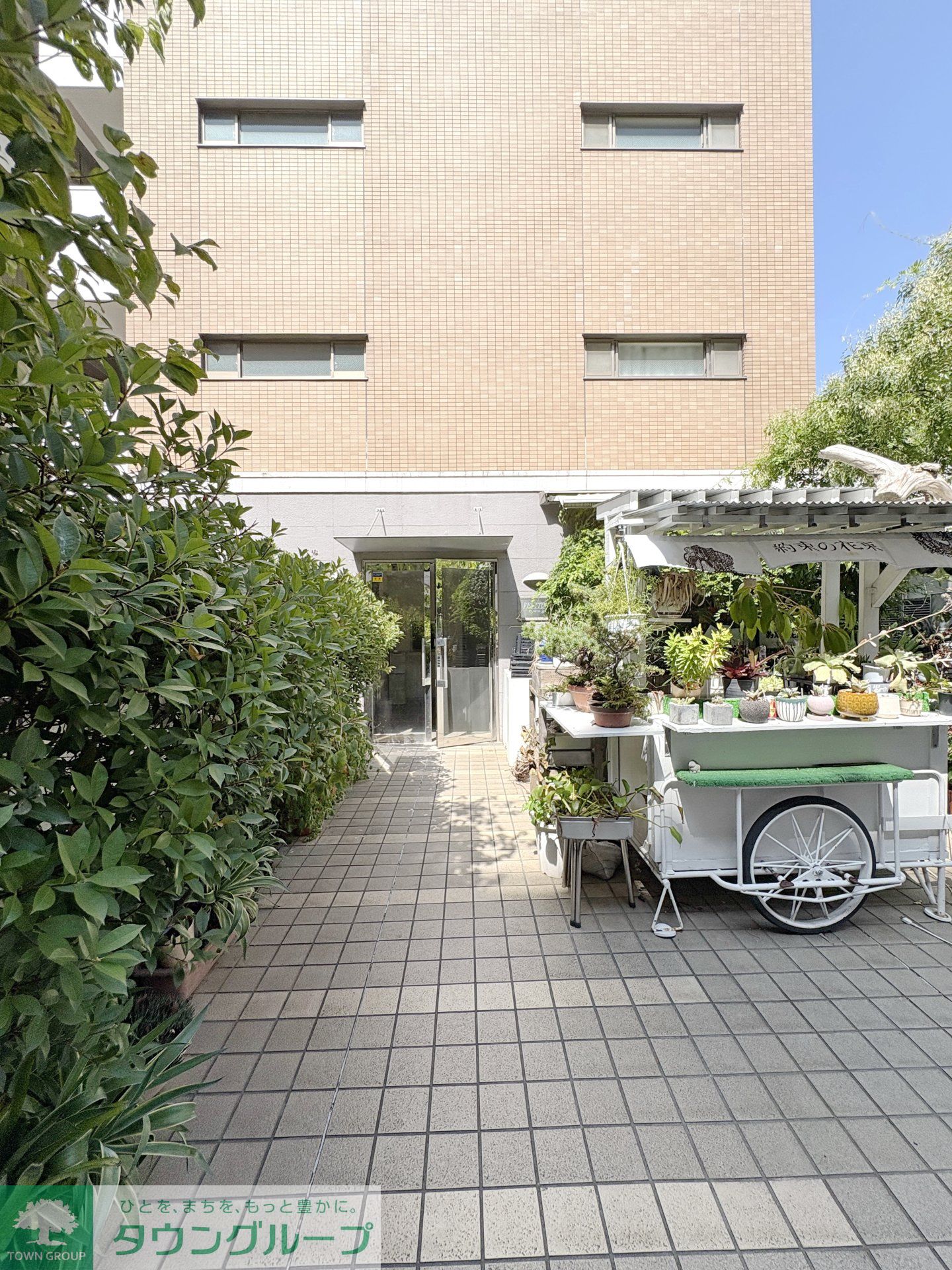 建物エントランス